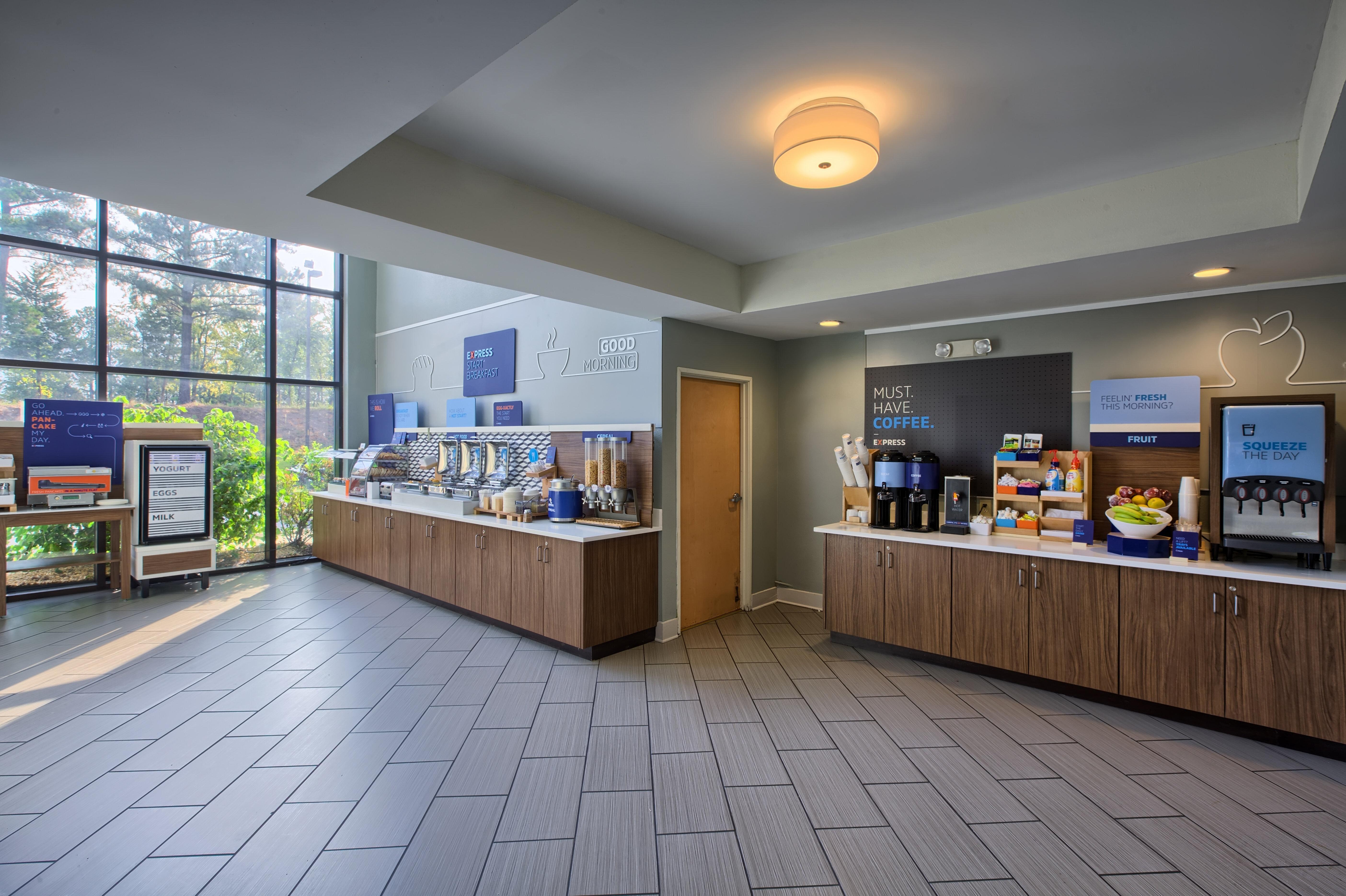 Holiday Inn Express Hotel & Suites Raleigh North - Wake Forest, An Ihg Hotel Exterior photo